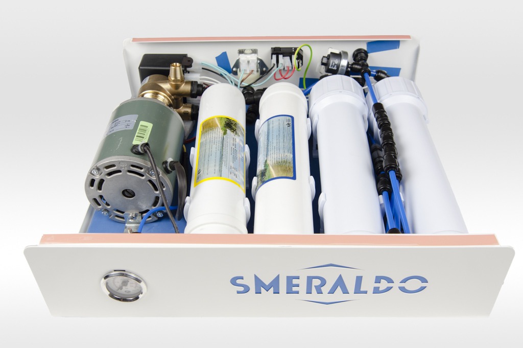 osmotizzatore Smeraldo fronte aperta filtri